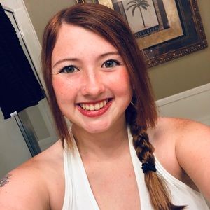 Meet your Posher, Lindsey